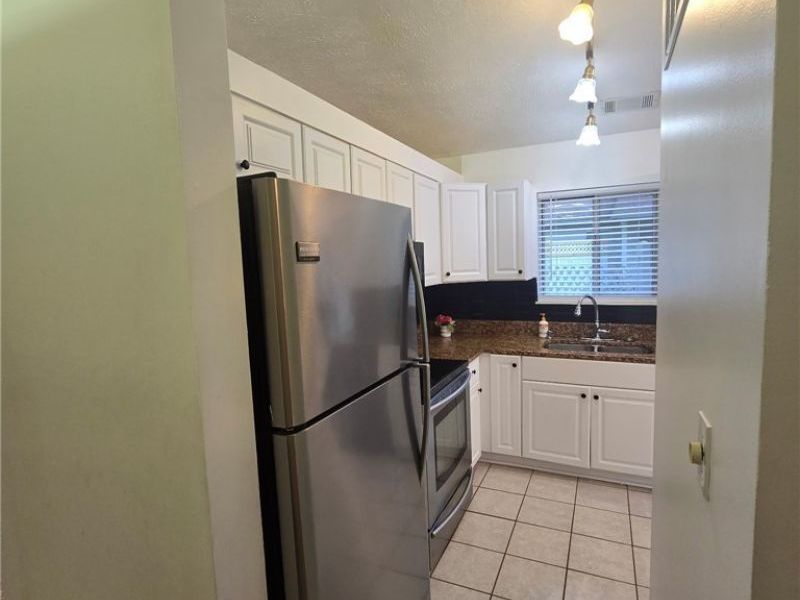 355 Village Pointe Drive, Unit F, Akron, OH 44313 Photo 13