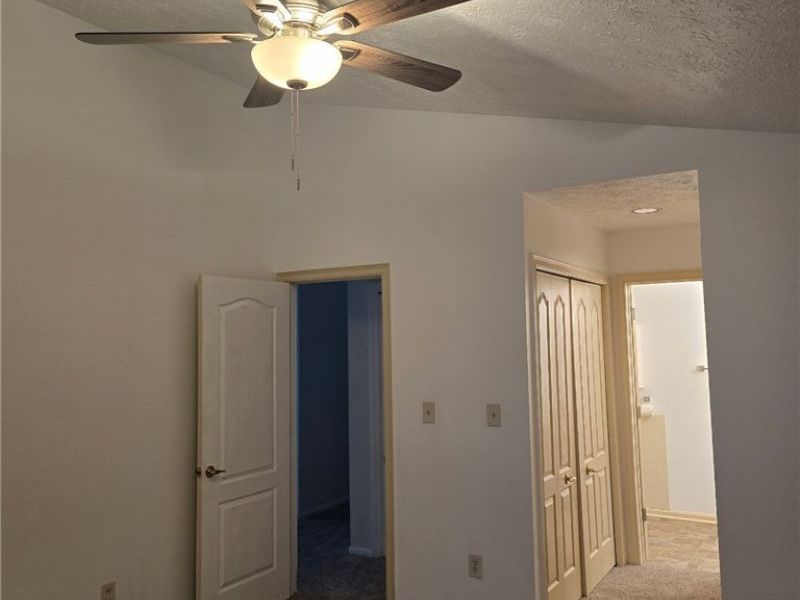 355 Village Pointe Drive, Unit F, Akron, OH 44313 Photo 3