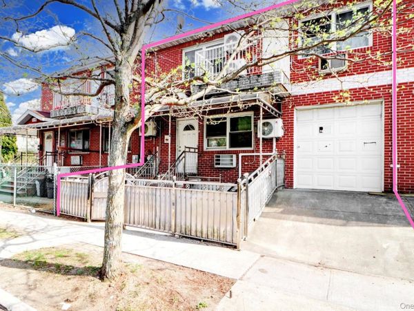 15818 85th Avenue , Jamaica, NY 11432