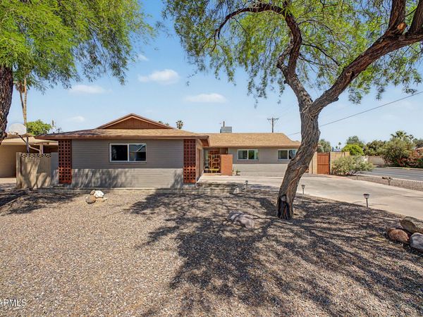 236 E MINTON Drive, Tempe, AZ 85282