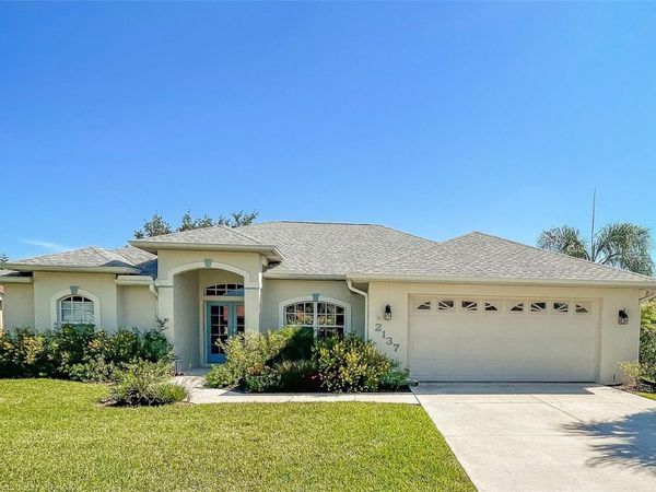 2137 DATE PALM WAY , VENICE, FL 34292