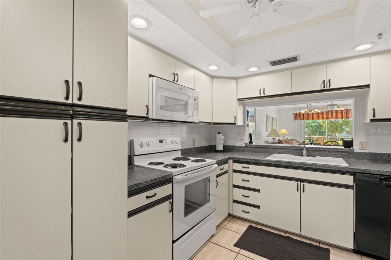 6503 Stone River Road, Unit 204, Bradenton, FL 34203 Photo