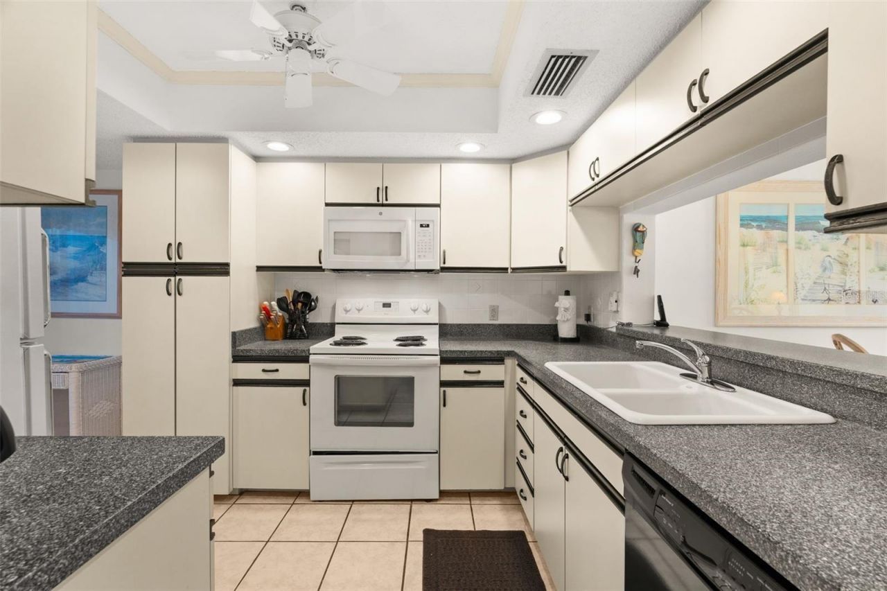 6503 Stone River Road, Unit 204, Bradenton, FL 34203 Photo