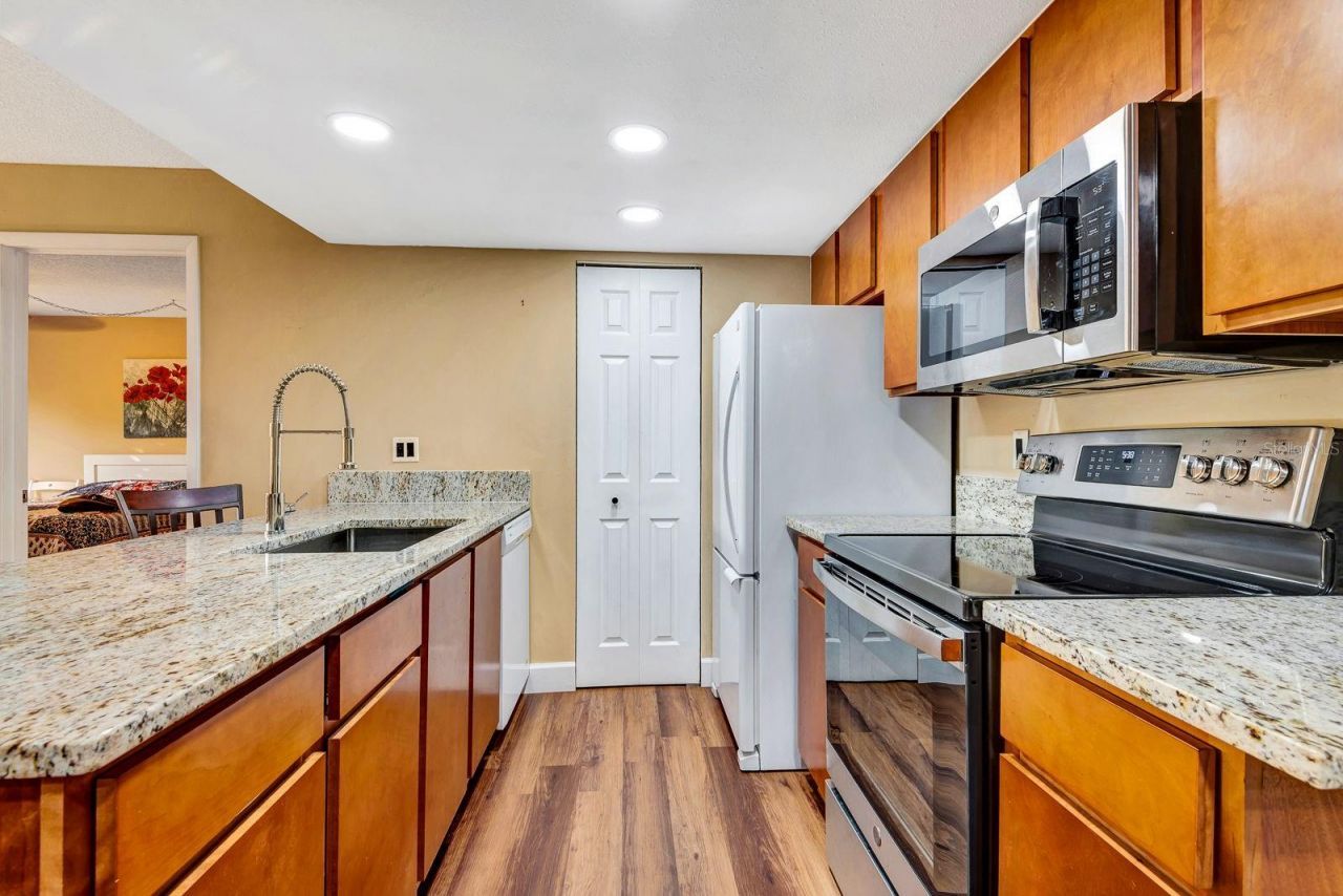 2721 72nd Street Court W, Bradenton, FL 34209 Photo