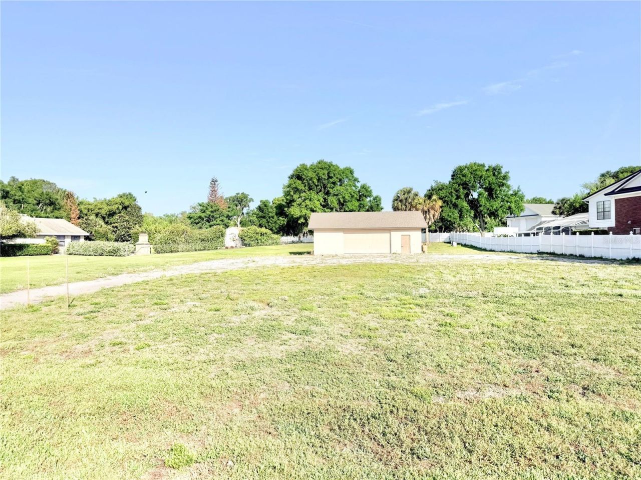 3155 Lakeshore Drive, Mount Dora, FL 32757 Photo