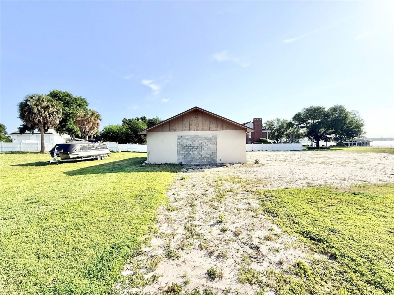 3155 Lakeshore Drive, Mount Dora, FL 32757 Photo