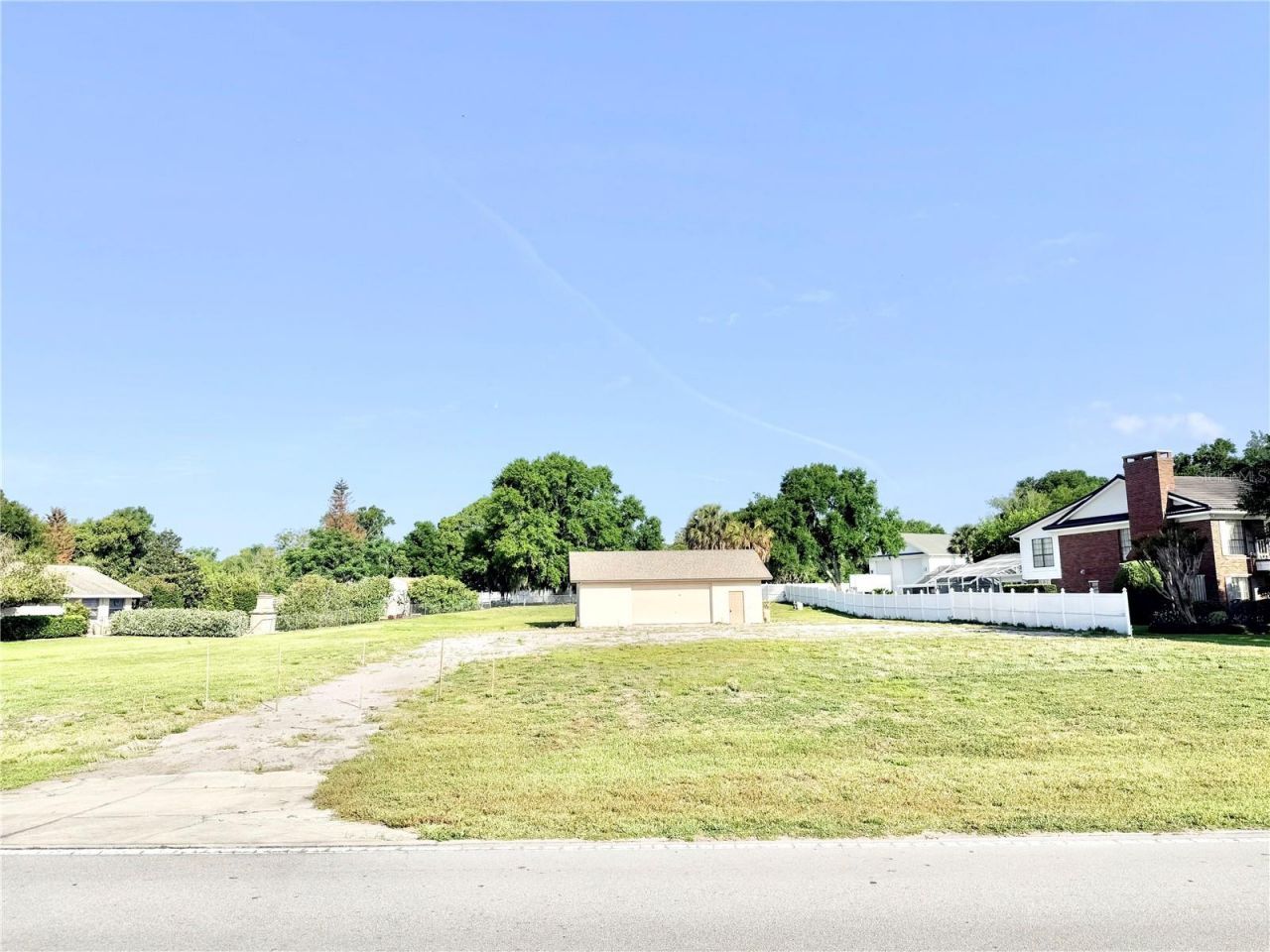 3155 Lakeshore Drive, Mount Dora, FL 32757 Photo
