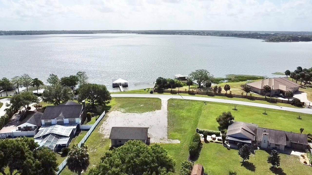 3155 Lakeshore Drive, Mount Dora, FL 32757 Photo