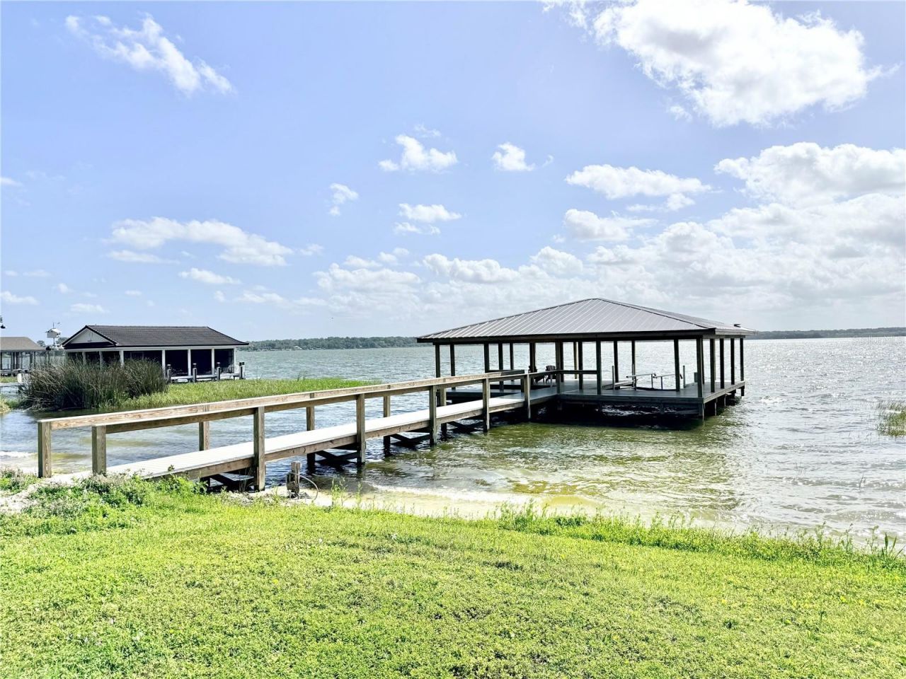 3155 Lakeshore Drive, Mount Dora, FL 32757 Photo