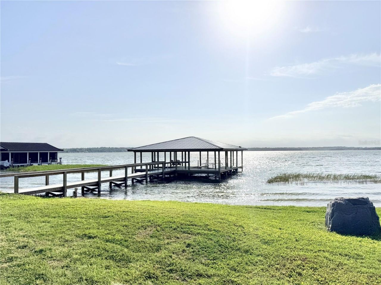 3155 Lakeshore Drive, Mount Dora, FL 32757 Photo