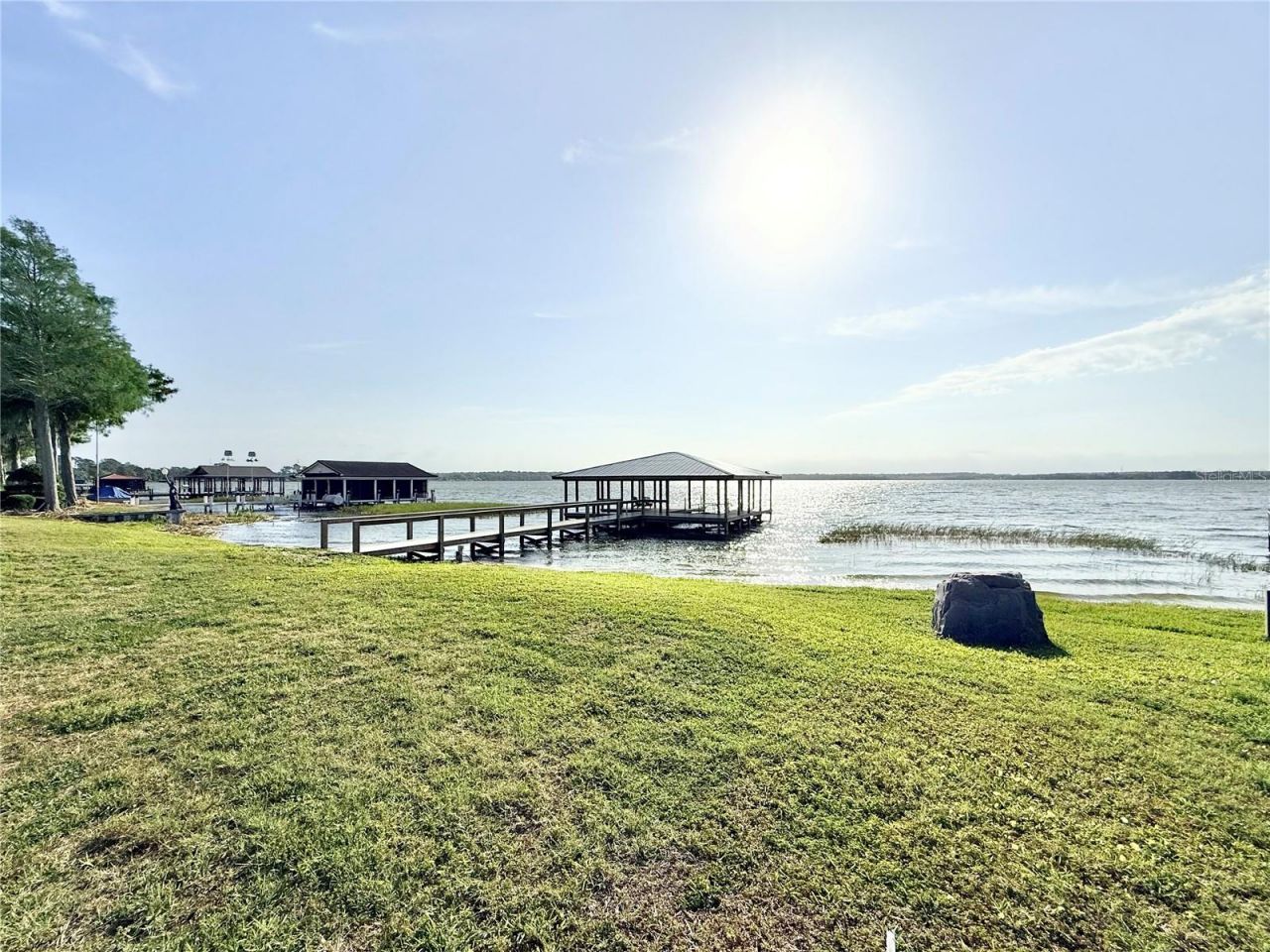 3155 Lakeshore Drive, Mount Dora, FL 32757 Photo