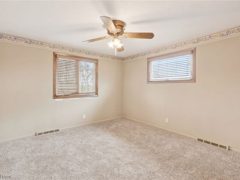 2300 Green Acres Drive, Parma, OH 44134 Photo 20