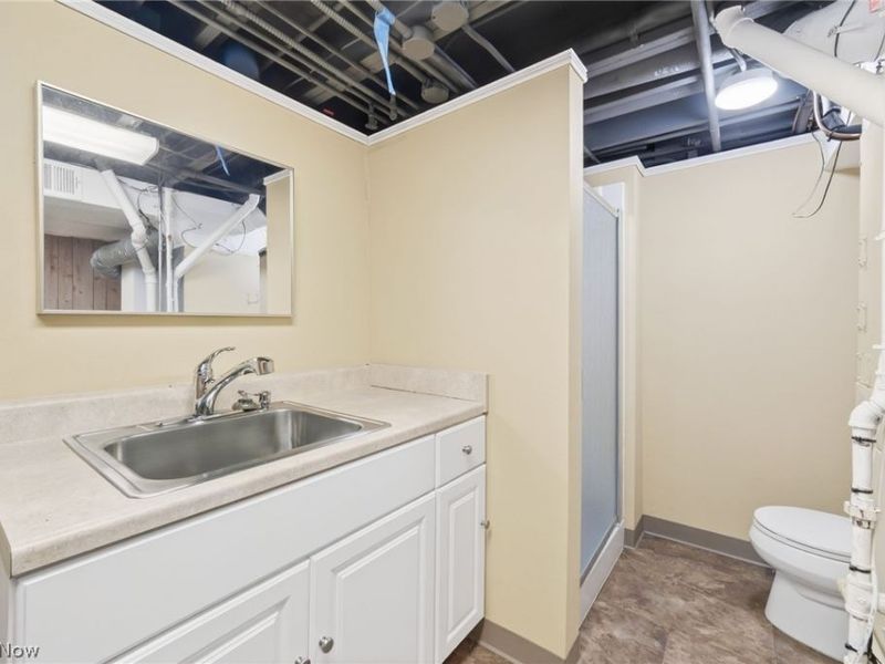 2300 Green Acres Drive, Parma, OH 44134 Photo 38