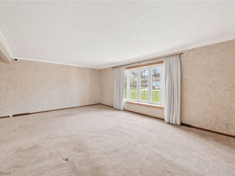 2300 Green Acres Drive, Parma, OH 44134 Photo 4