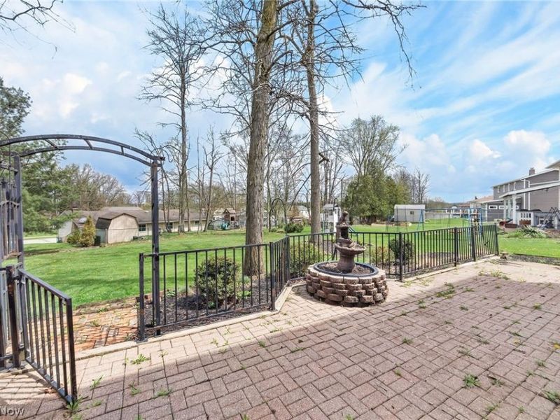 2300 Green Acres Drive, Parma, OH 44134 Photo 43