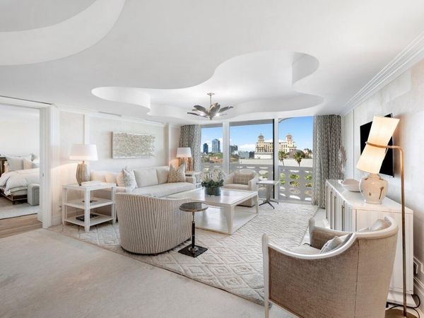 130 Sunrise, Unit 6160, Palm Beach, FL 33480