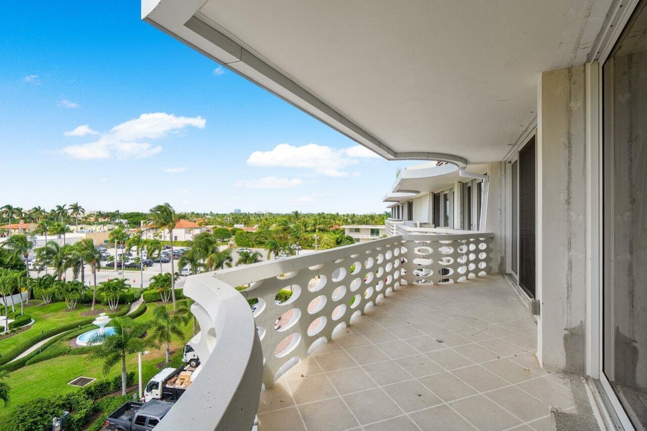 130 Sunrise Avenue, Unit 616, Palm Beach, FL 33480 Photo
