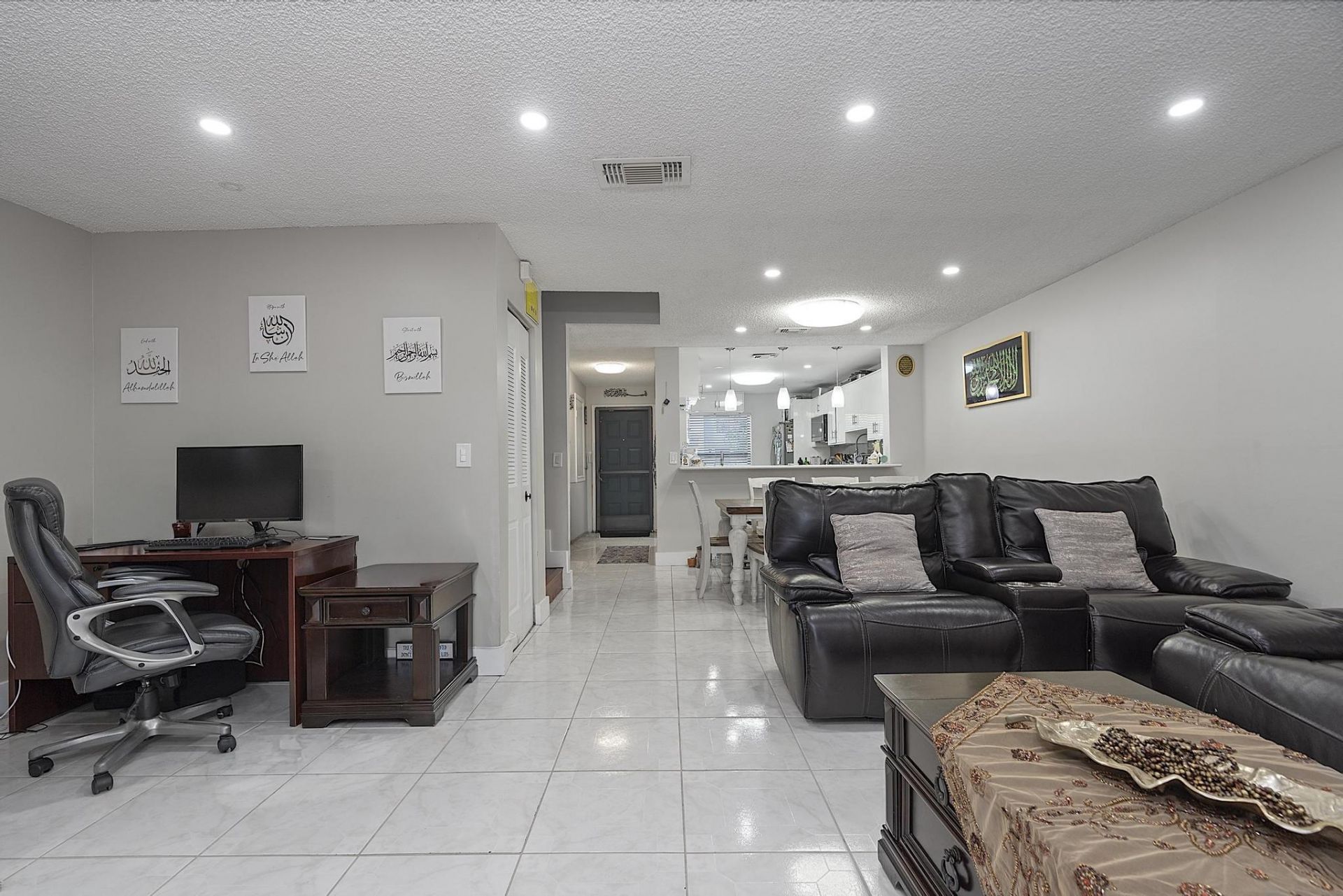 1177 NW 98th Terrace, Unit 132, Pembroke Pines, FL 33024 Photo