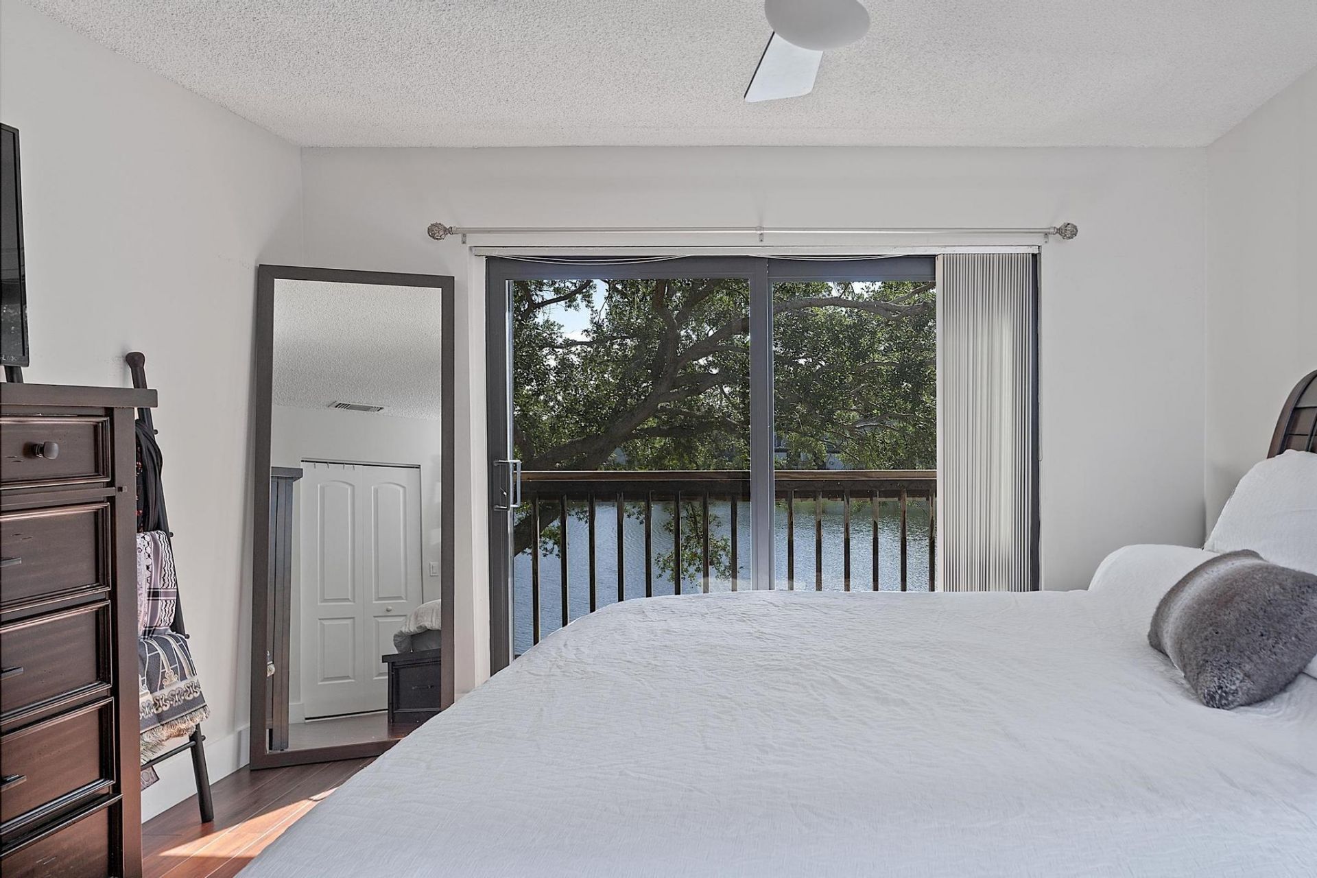 1177 NW 98th Terrace, Unit 132, Pembroke Pines, FL 33024 Photo