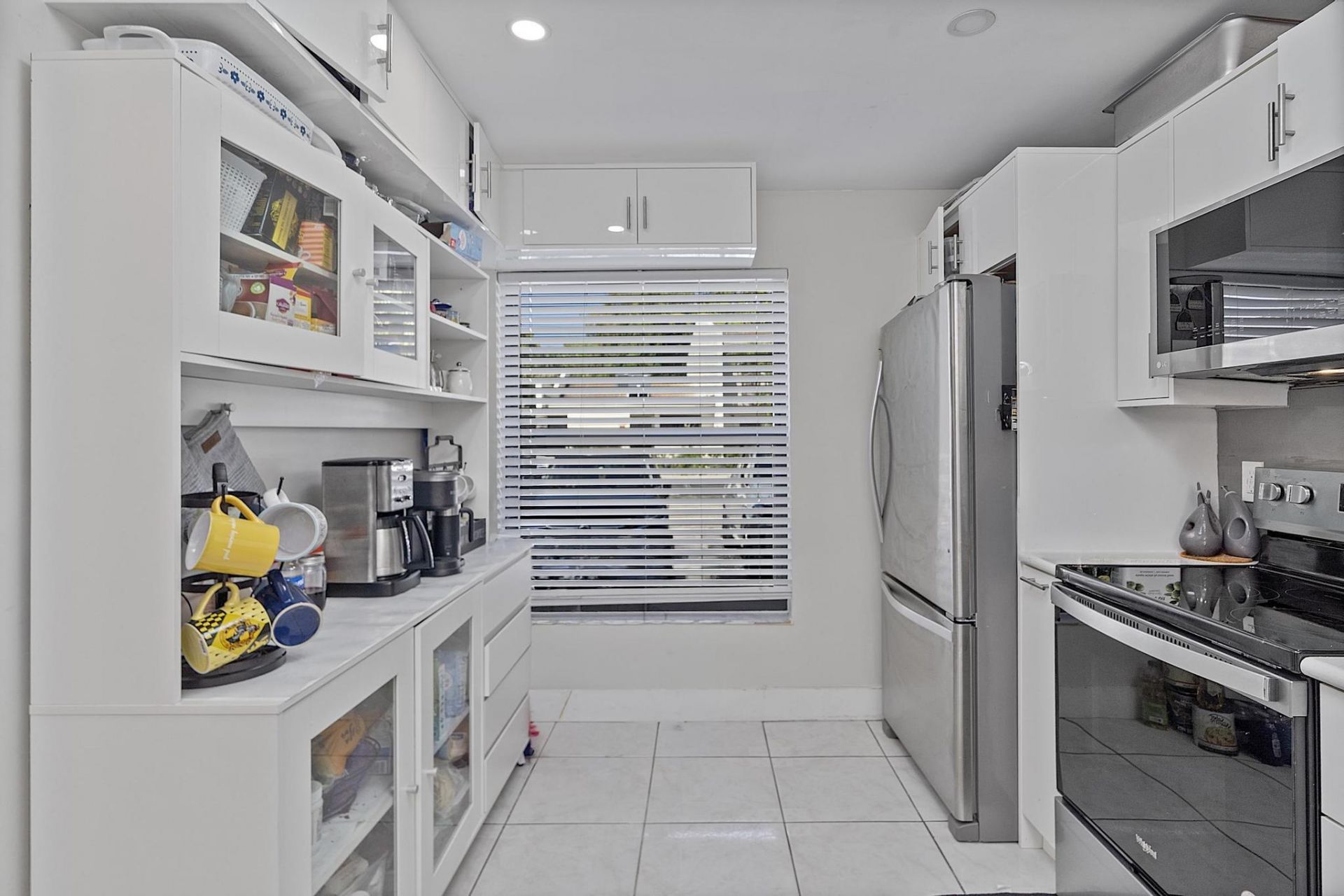 1177 NW 98th Terrace, Unit 132, Pembroke Pines, FL 33024 Photo