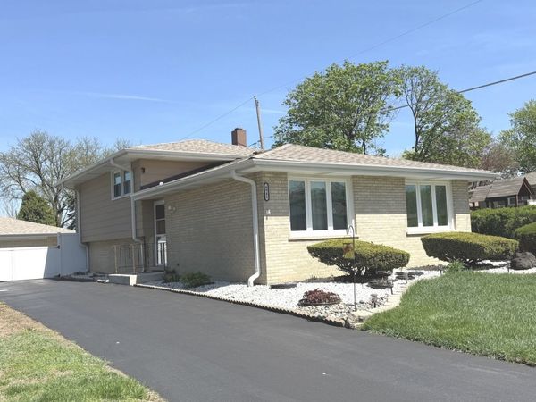 6944 W 106th Place , Worth, IL 60482