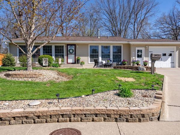 3921 29th Street , Rock Island, IL 61201