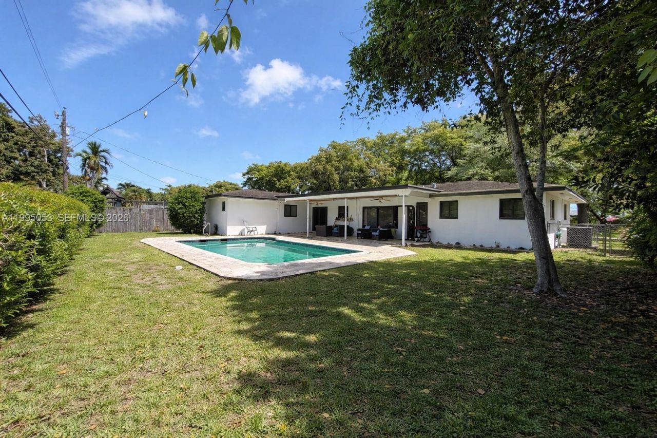 1341 NW 71st Ave, Plantation, FL 33313 Photo