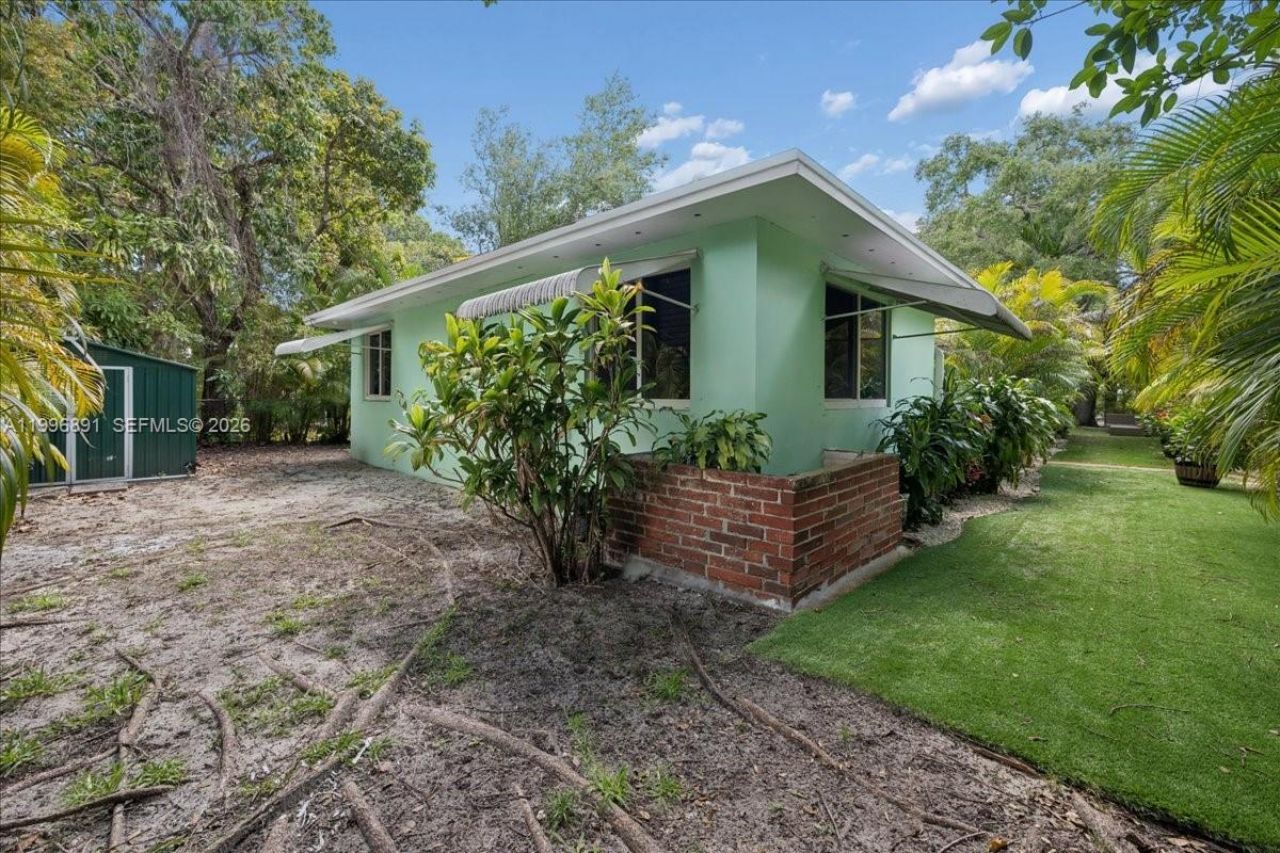 3490 William Ave , Miami, FL 33133 Photo