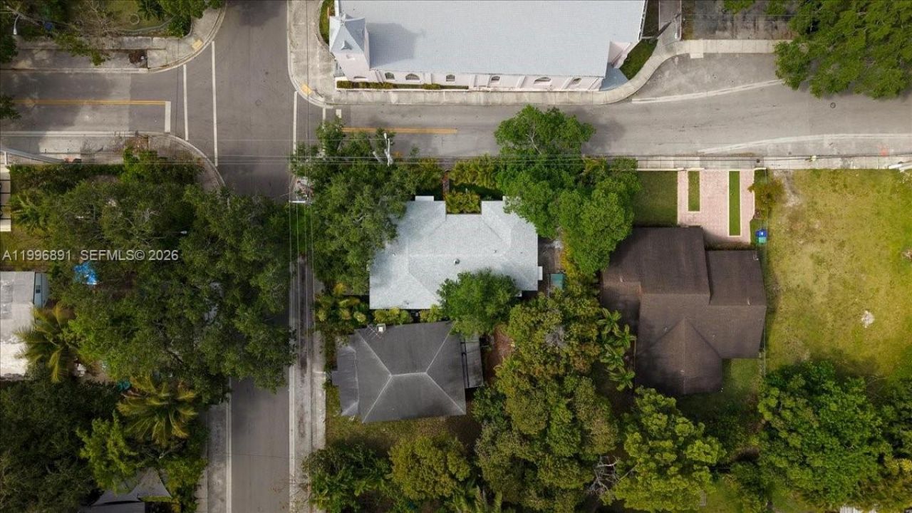 3490 William Ave , Miami, FL 33133 Photo