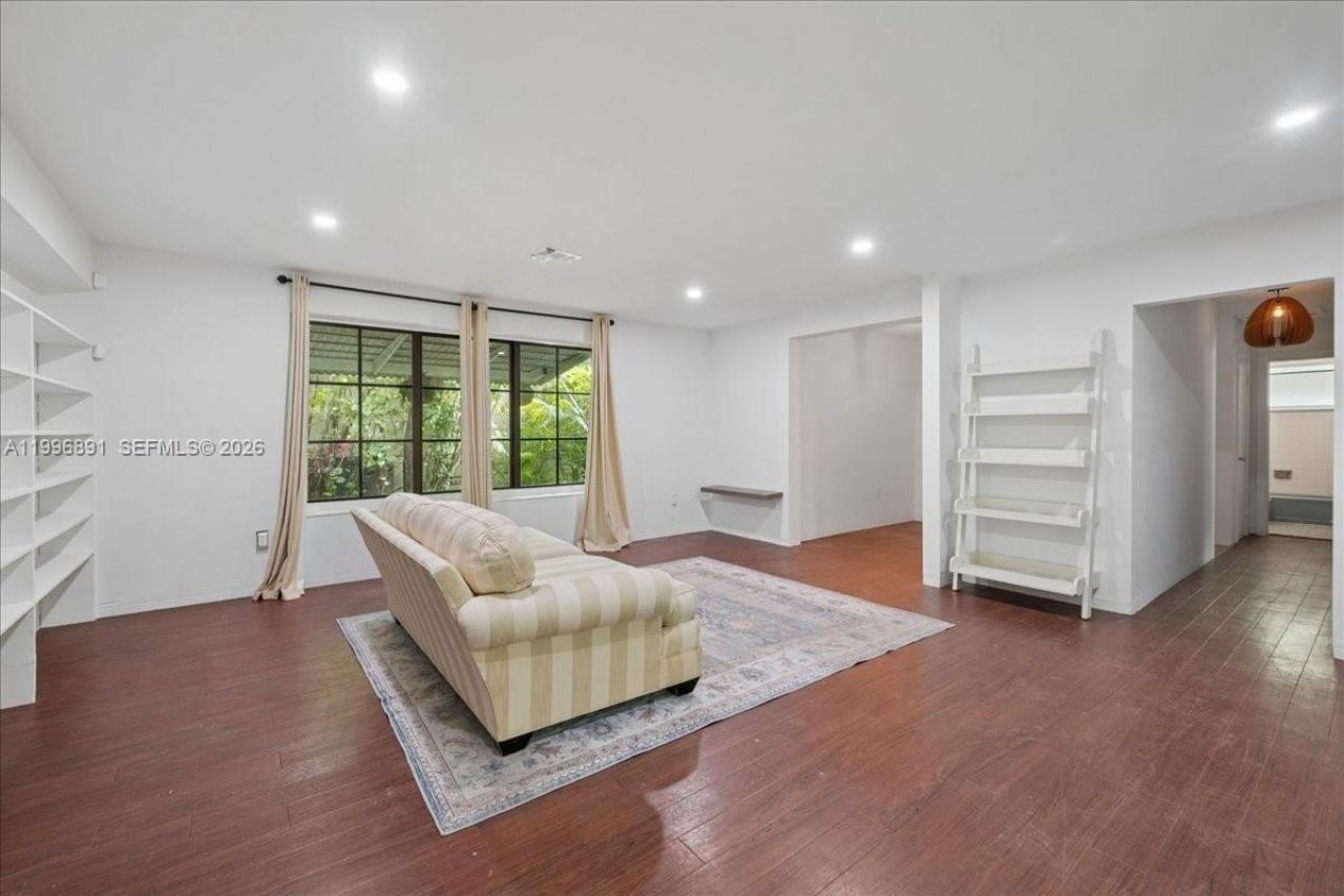 3490 William Ave , Miami, FL 33133 Photo