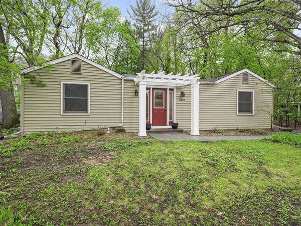 2825 Regent Street, Madison, WI 53705