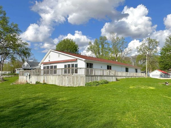 10592 N C & C Beach Drive, Monticello, IN 47960