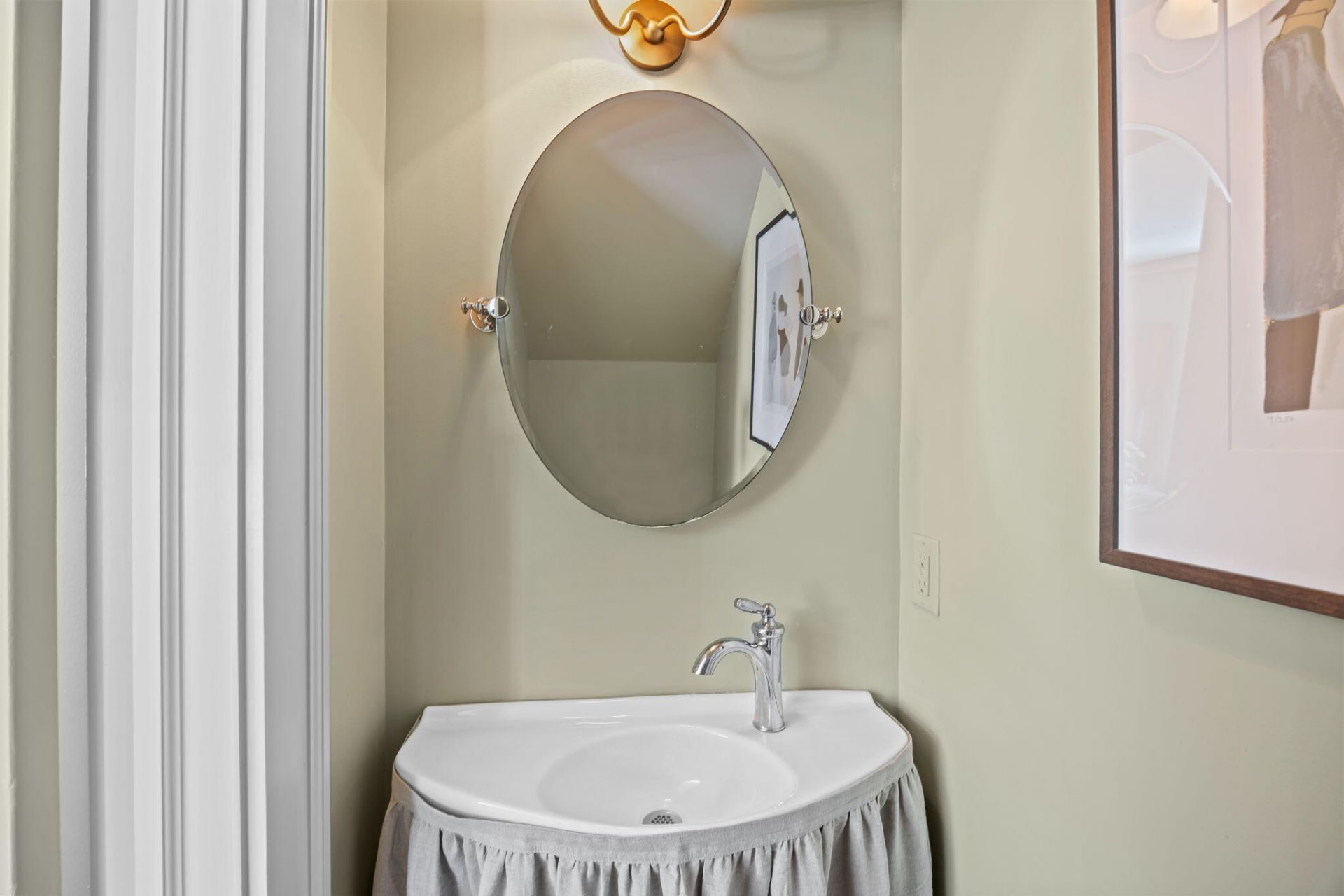 55 Gadsden Street Photo 15