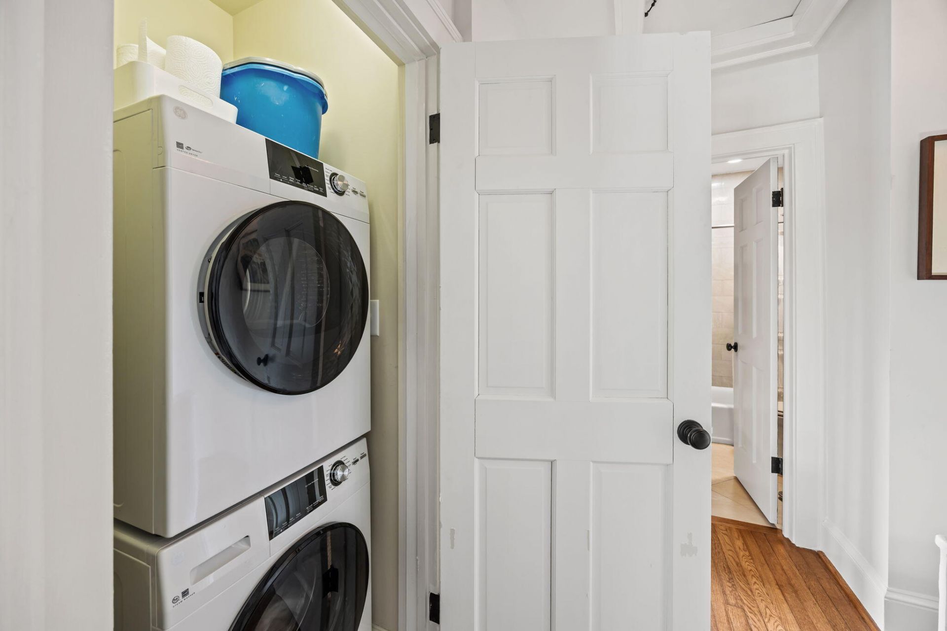 55 Gadsden Street Photo 16