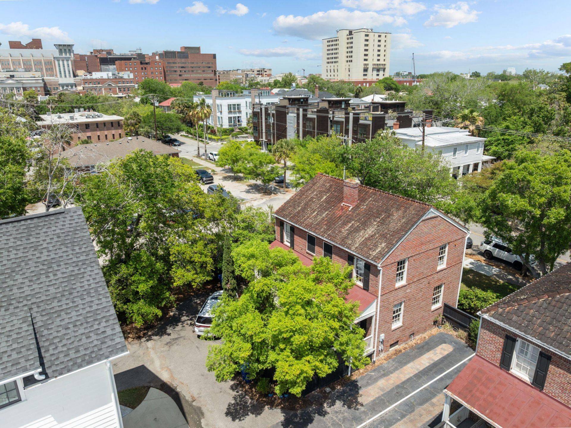 55 Gadsden Street Photo 24