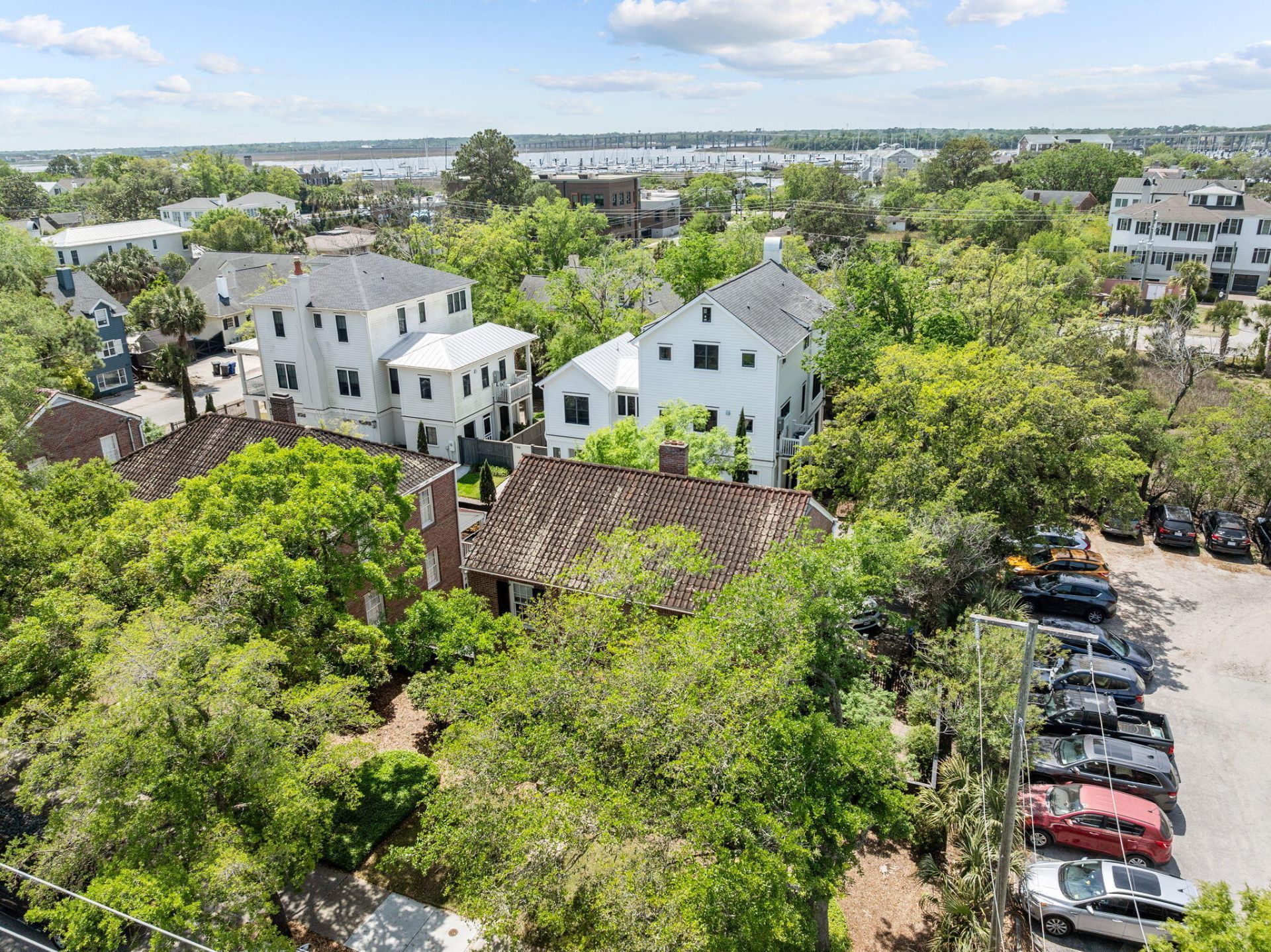 55 Gadsden Street Photo 25