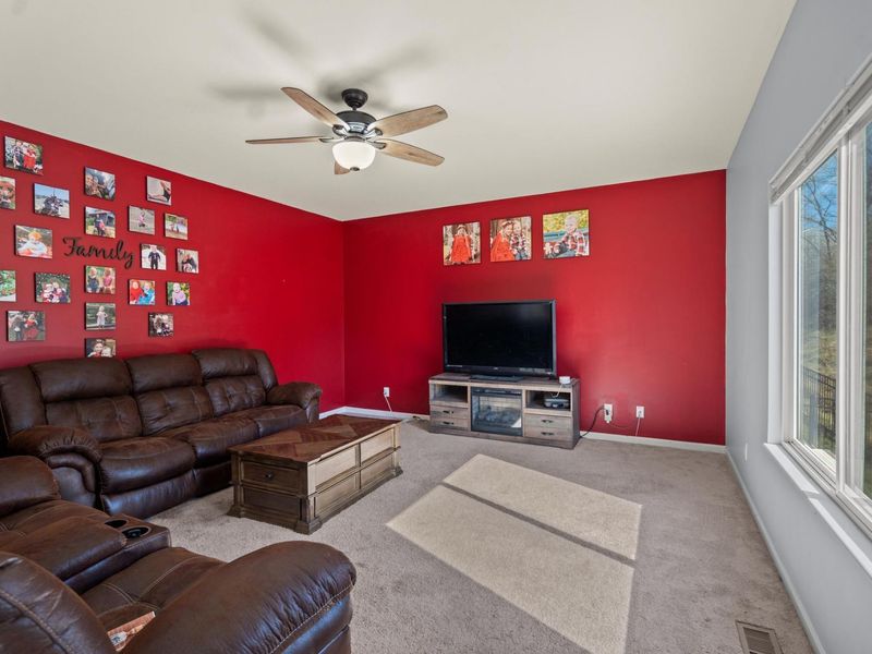 9542 Meadow Lake Drive, Alexandria, KY 41001 Photo 8
