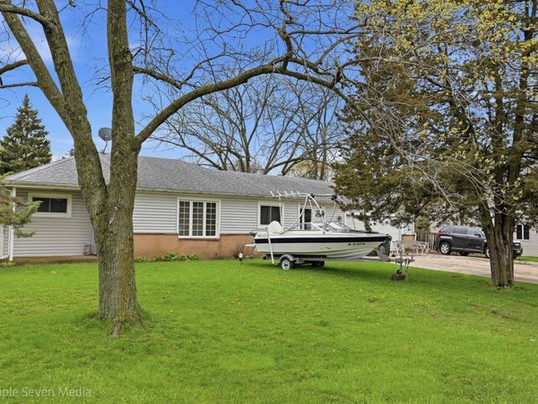 1000 N Bluebonnet Lane , Hoffman Estates, IL 60169