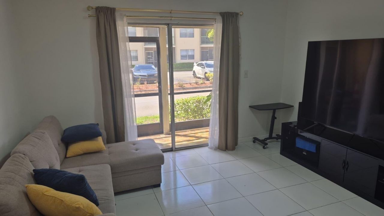 4137 NW 88th Avenue, Unit 102, Coral Springs, FL 33065 Photo