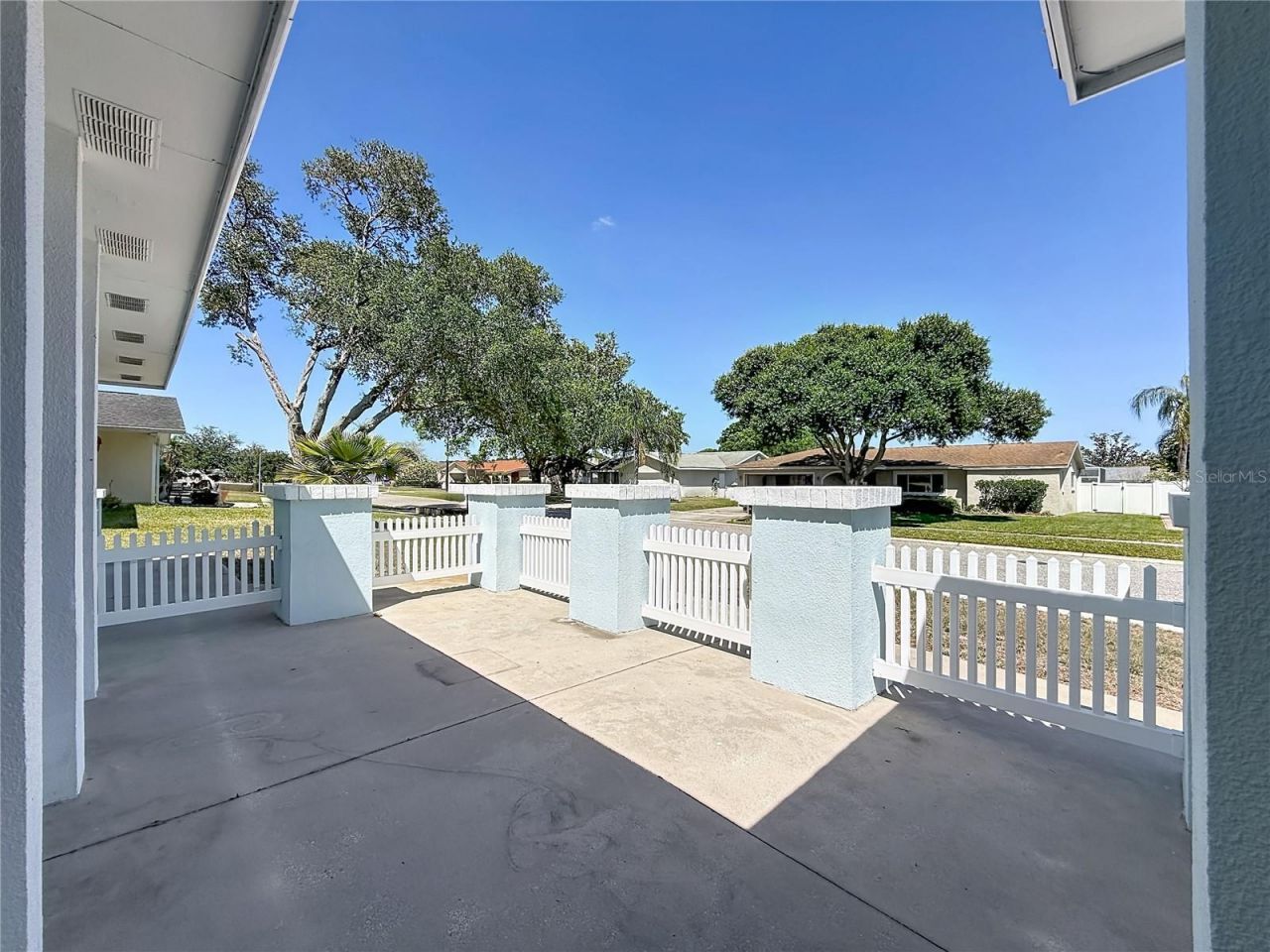 12754 112th Street , Largo, FL 33778 Photo