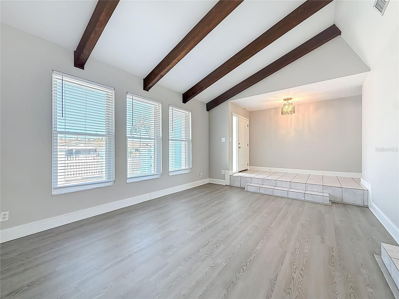 12754 112th Street , Largo, FL 33778 Photo