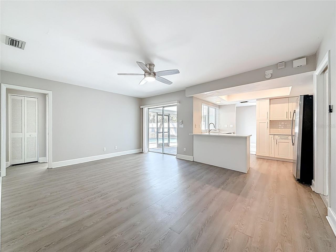 12754 112th Street , Largo, FL 33778 Photo