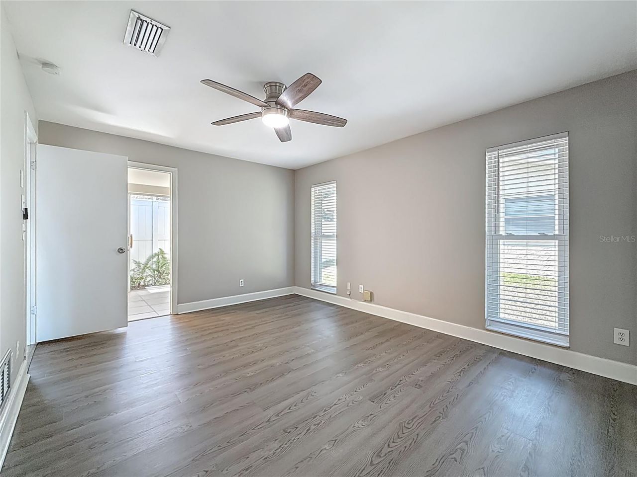 12754 112th Street , Largo, FL 33778 Photo