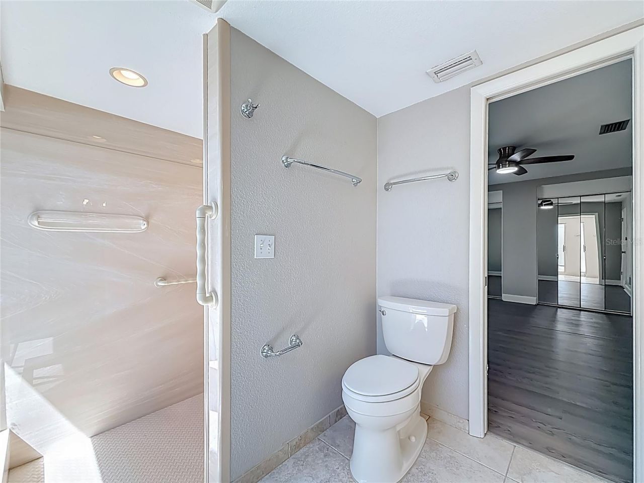 12754 112th Street , Largo, FL 33778 Photo