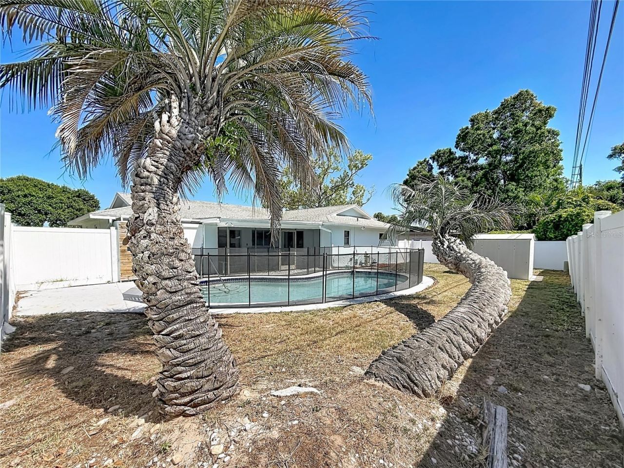 12754 112th Street , Largo, FL 33778 Photo