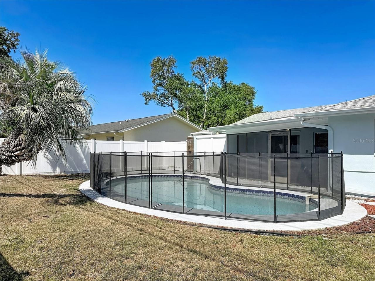 12754 112th Street , Largo, FL 33778 Photo