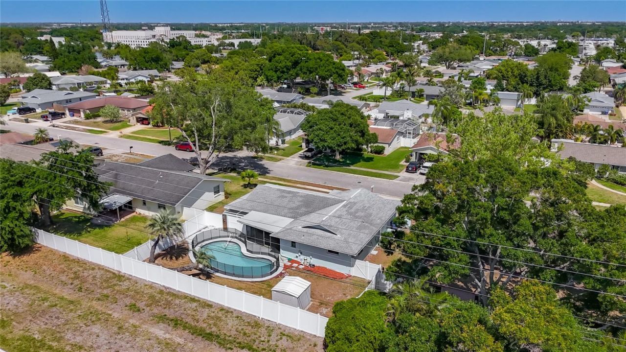 12754 112th Street , Largo, FL 33778 Photo