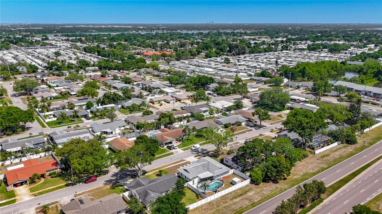 12754 112th Street , Largo, FL 33778 Photo