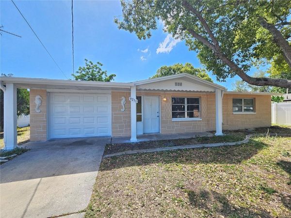 9210 PEGASUS AVENUE , PORT RICHEY, FL 34668