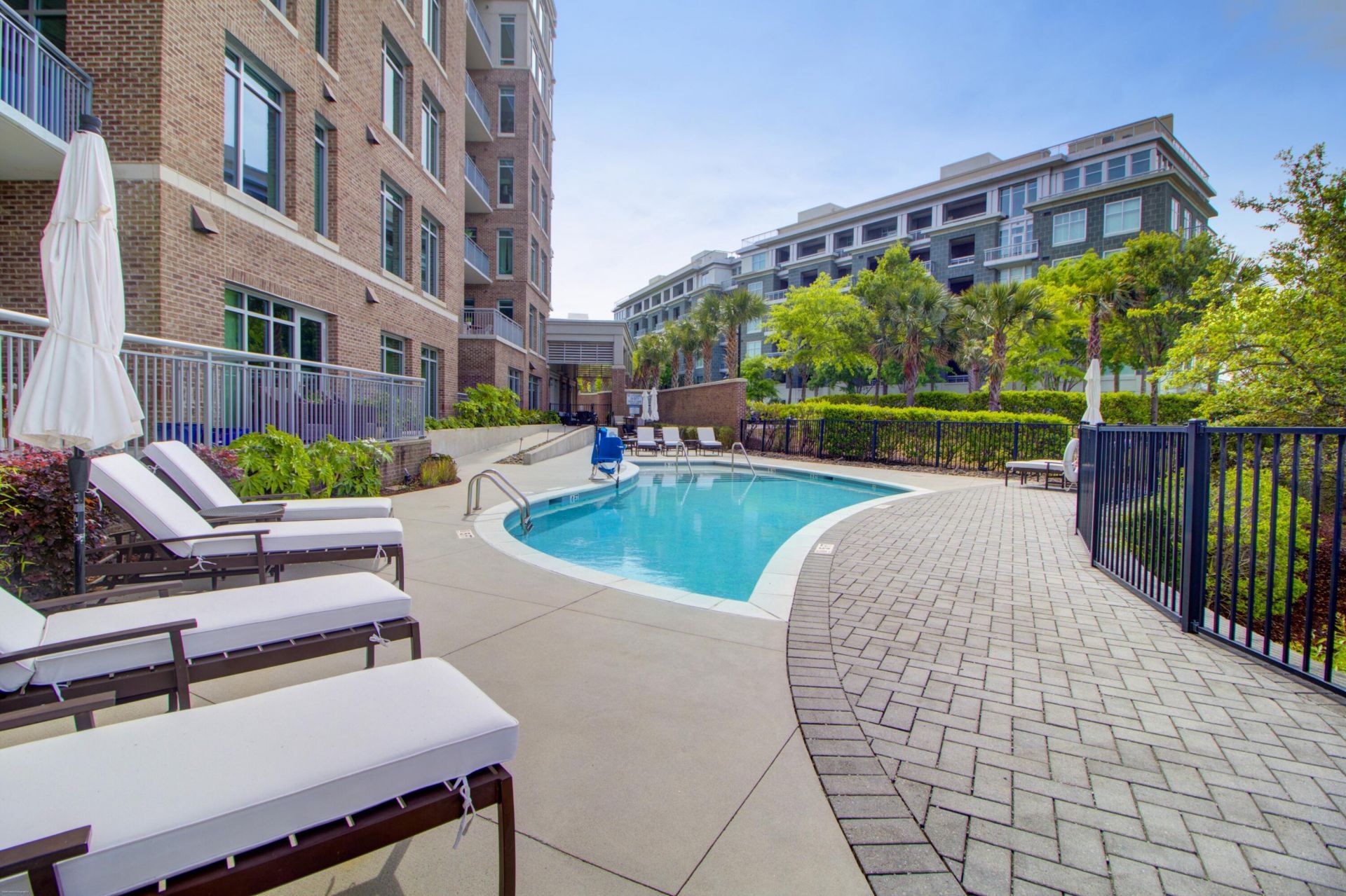 155 Wingo Way Photo 45